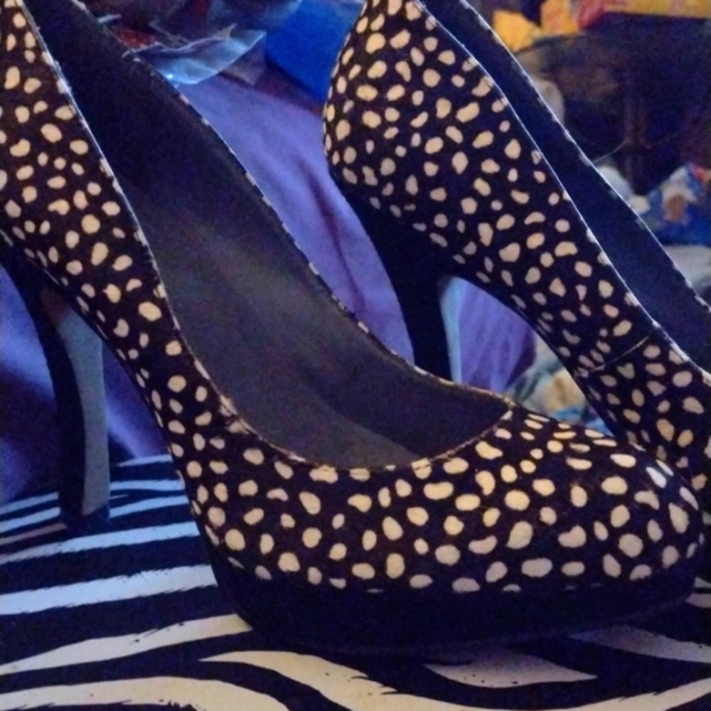 "Mr KT" *Market Suede Platform Heels, Animal print on shoes that is made of Fur!